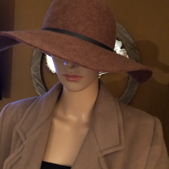 Vintage 1960 Wool Camel Coat - Picture 13 of 15